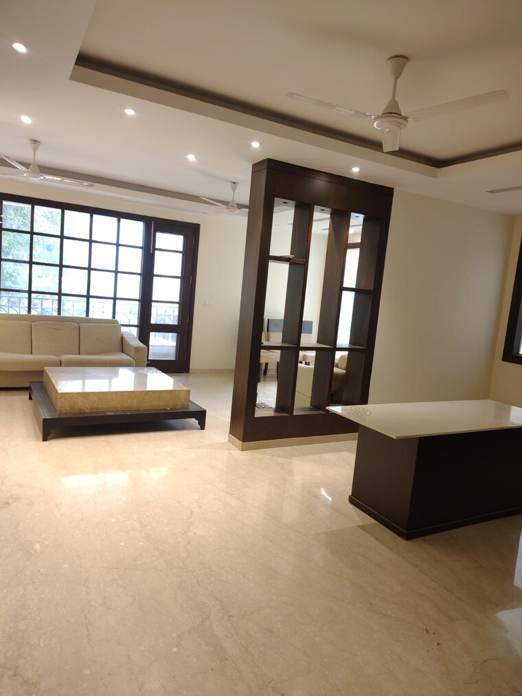 Living Room, dlf-city-phase-v 3 Bedroom 2400 Sq.Ft. Builder Floor In Dlf Phase V Gurgaon 9384031