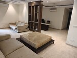 3 BHK 2400 Sq.Ft. Builder Floor in DLF City Phase V