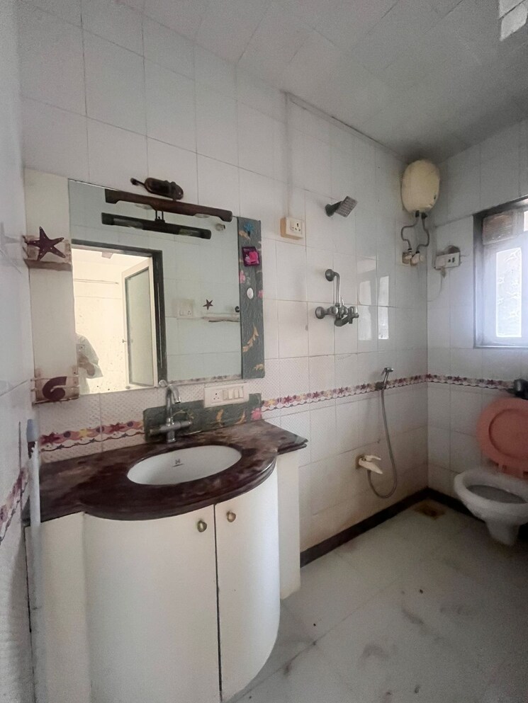 Kitchen, andheri west 3 Bedroom 1500 Sq.Ft. Apartment In Andheri West Mumbai 9384029