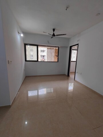 2.5 BHK Apartment For Rent in Lodha Palava City Lakeshore Greens, Dombivli East