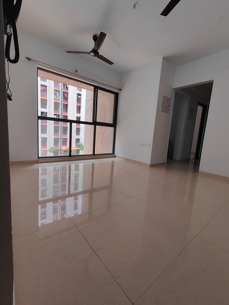 Living Room, lodha-palava-city-lakeshore-greens 2 Bedroom 556 Sq.Ft. Apartment In Dombivli East Thane 9384046