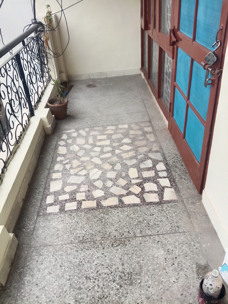 Balcony, rwa-apartments-sector-26 2 Bedroom 112 Sq.Mt. Villa In Sector 26 Noida 9384056