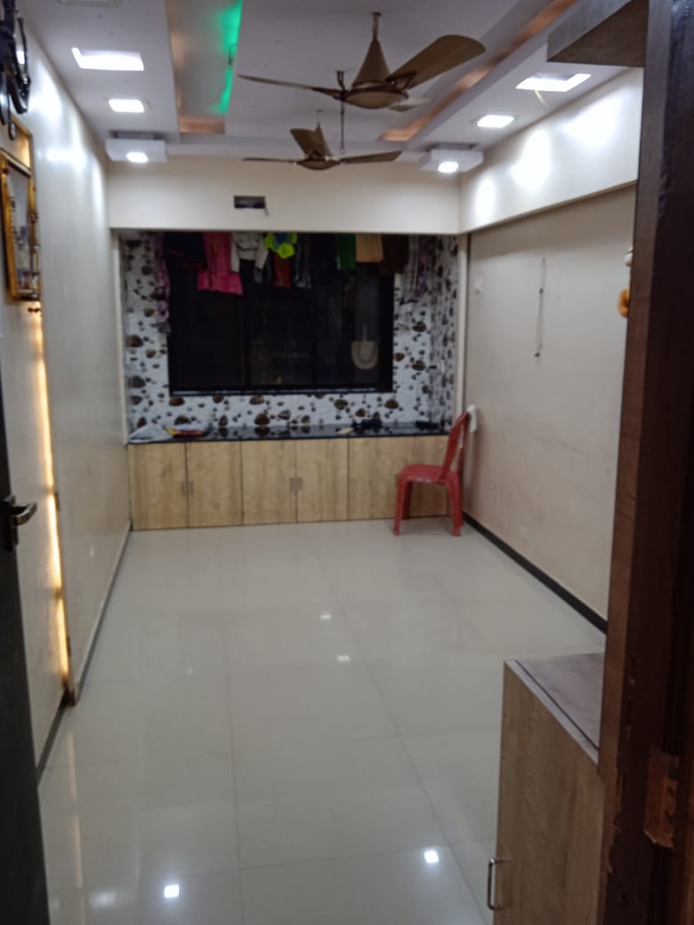 1 BHK 305 Sq.Ft. Apartment in Jan Kalyan Society Kurla