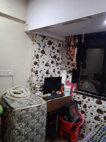 Room in 1 BHK Apartment at Jan Kalyan Society Kurla, Kurla West – for Rent