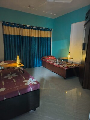 Room in  Pg at Kurla East – for Rent