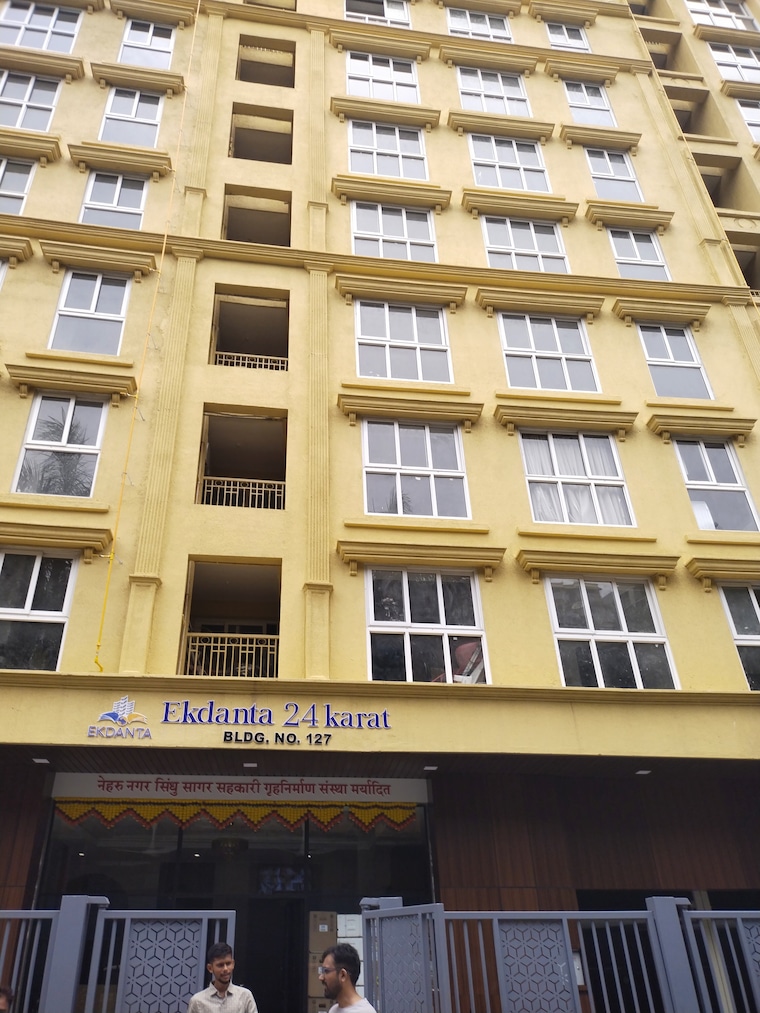 Room, kurla east Pg For Girls In Kurla East 9384067