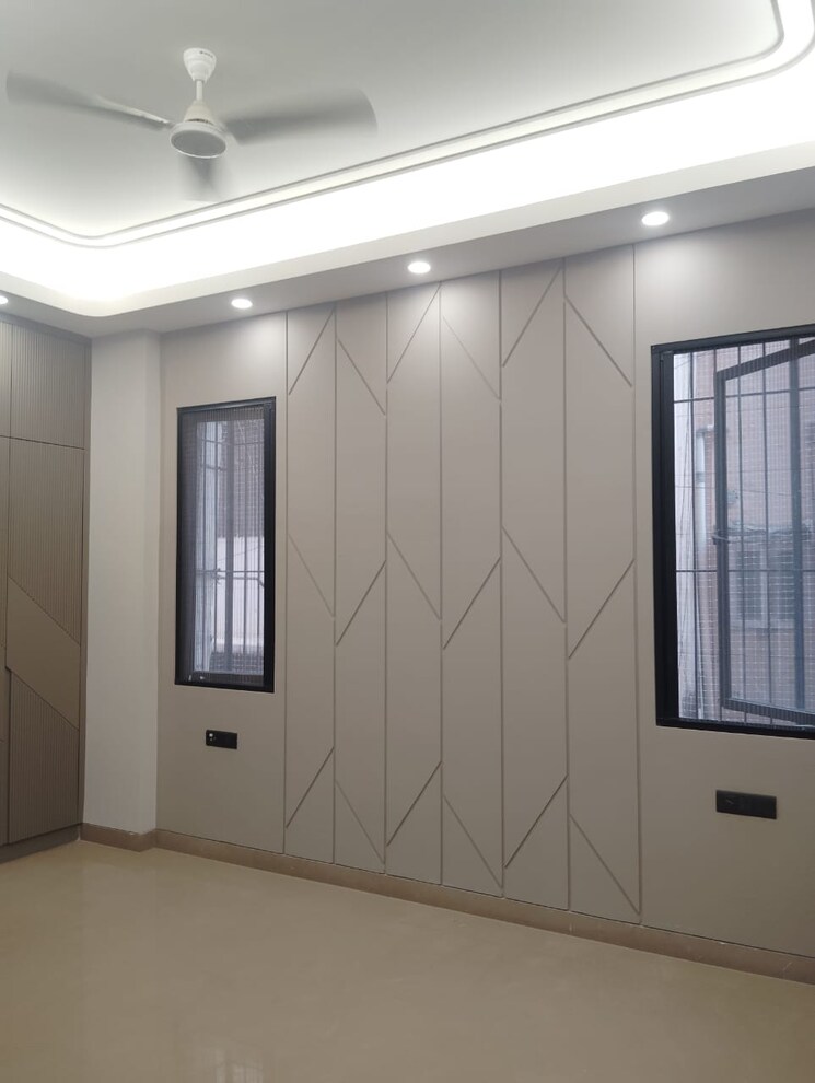 Room, safdarjung enclave 3 Bedroom 1600 Sq.Ft. Builder Floor In Safdarjung Enclave Delhi 9384070