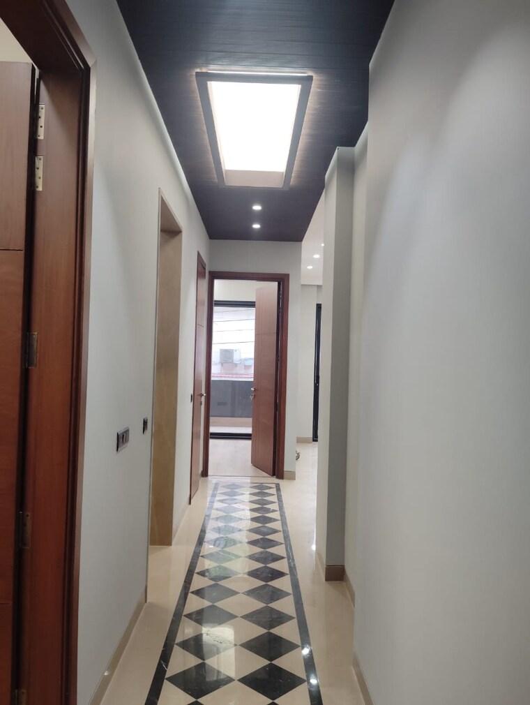 undefined, safdarjung enclave 3 Bedroom 1600 Sq.Ft. Builder Floor In Safdarjung Enclave Delhi 9384070