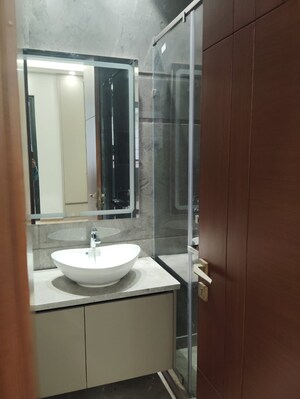 Bathroom in 3 BHK Builder Floor at Safdarjung Enclave – for Rent