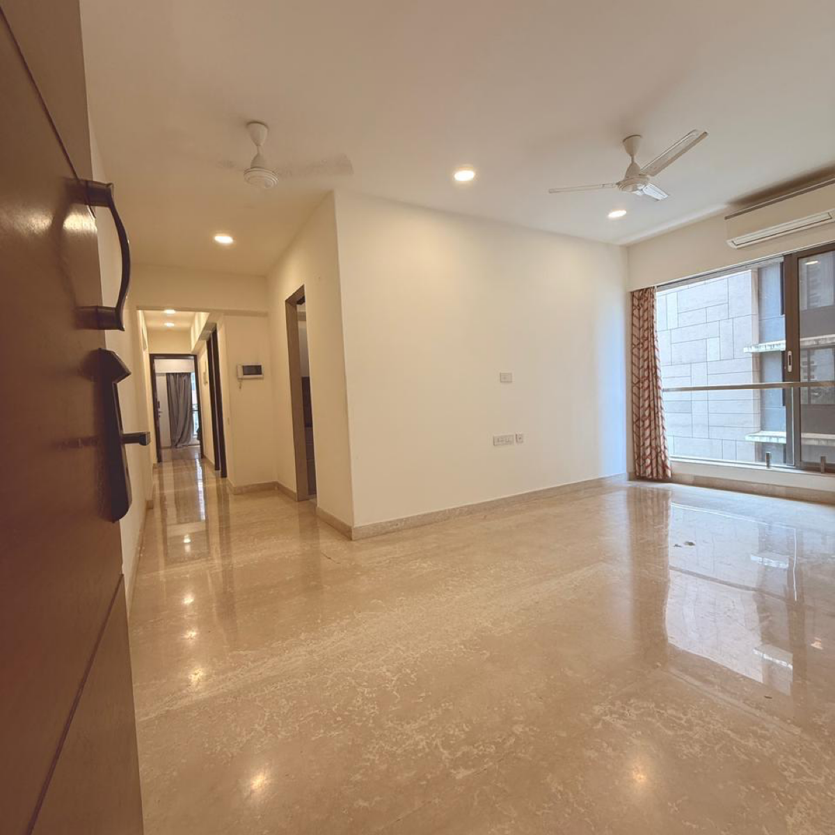 2 BHK + Pooja Room 1000 Sq.Ft. Apartment in Oxford Apartments Bandra West