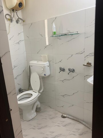 Bathroom in 1 BHK Apartment at Vasant Kunj – for Sale