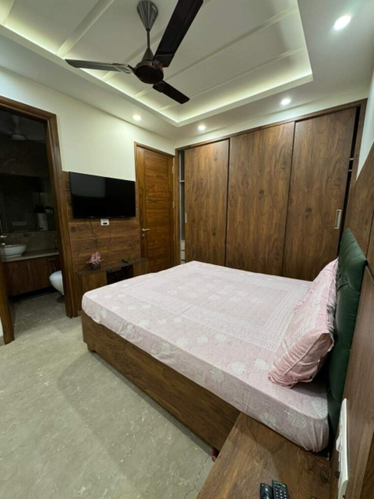 Bedroom, greater kailash ii 2.5 Bedroom 1400 Sq.Ft. Builder Floor In Greater Kailash ii Delhi 9384089