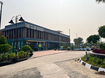  Plot – Exterior View View at Orris Greenbay Golf Village Plots, Sector 22d Yamuna Expressway - for Sale