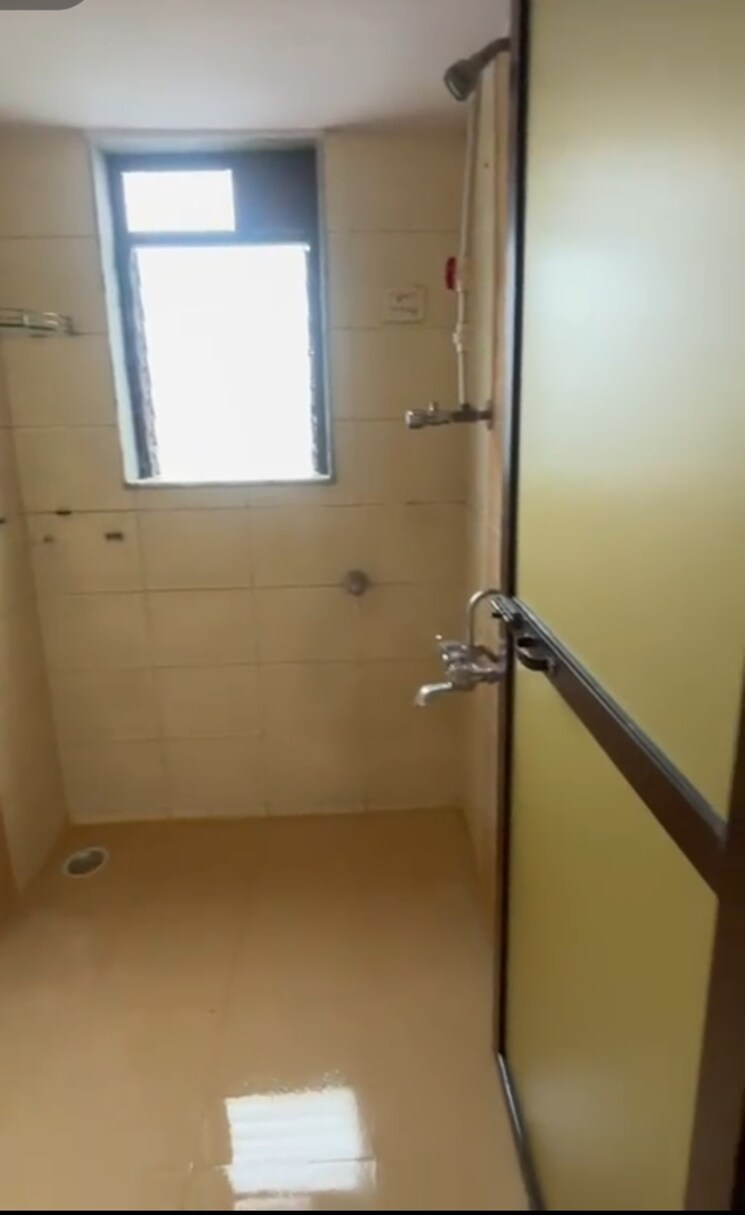 Bathroom, moreshwar-kamal 2 Bedroom 750 Sq.Ft. Apartment In Kolshet Thane 9384114