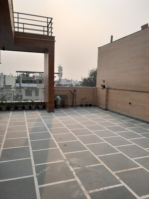 5 BHK Builder Floor For Sale in Rohini Sector 11