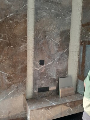 Furnished Amenities in 5 BHK Builder Floor at Rohini Sector 11 – for Sale