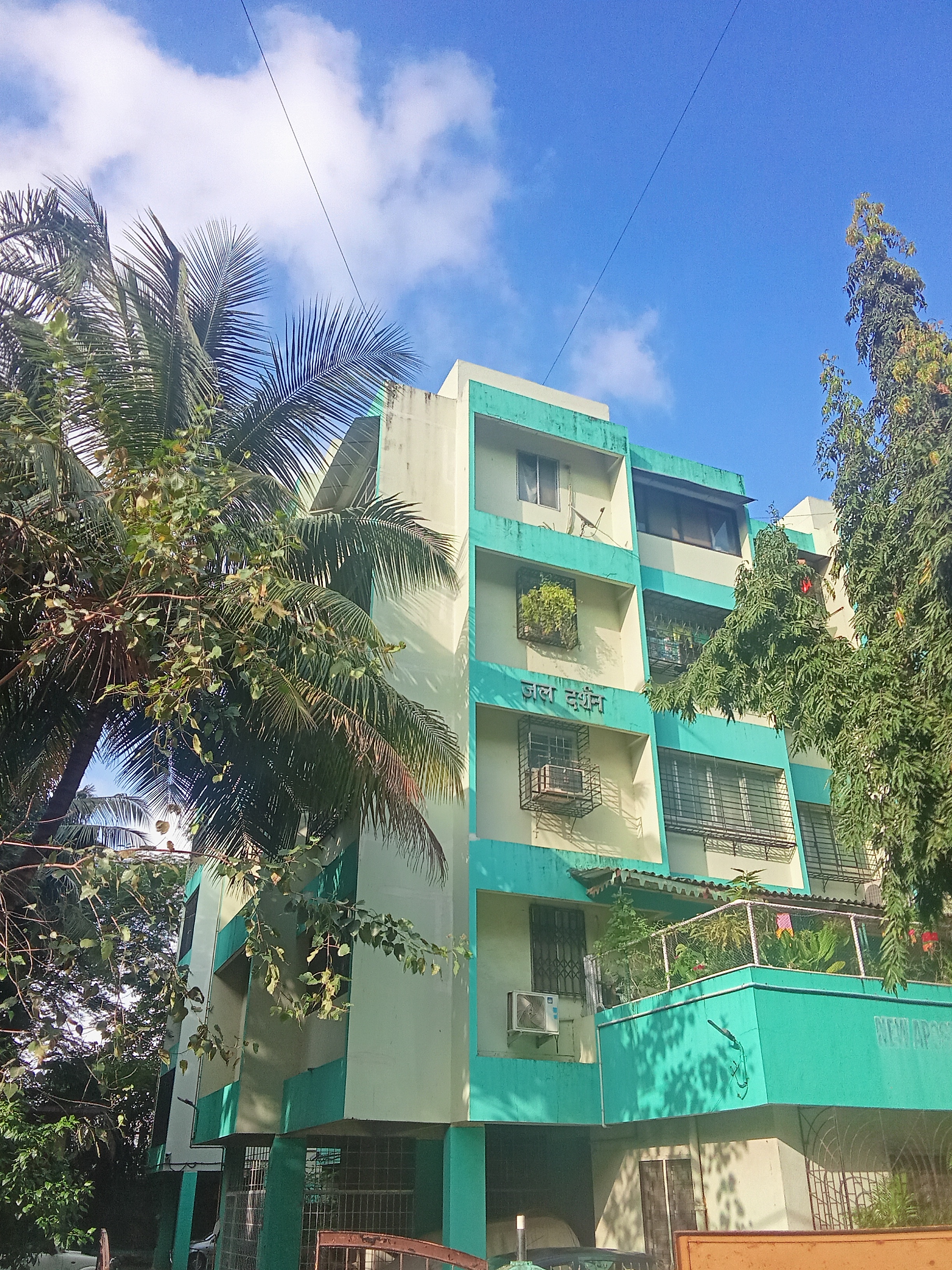 1 BHK 600 Sq.Ft. Apartment in Jal Darshan CHS Borivali