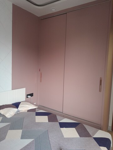 Furnished Amenities in 5 BHK Builder Floor at Rohini Sector 11 – for Sale