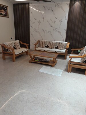 Living Room in 5 BHK Builder Floor at Rohini Sector 11 – for Sale