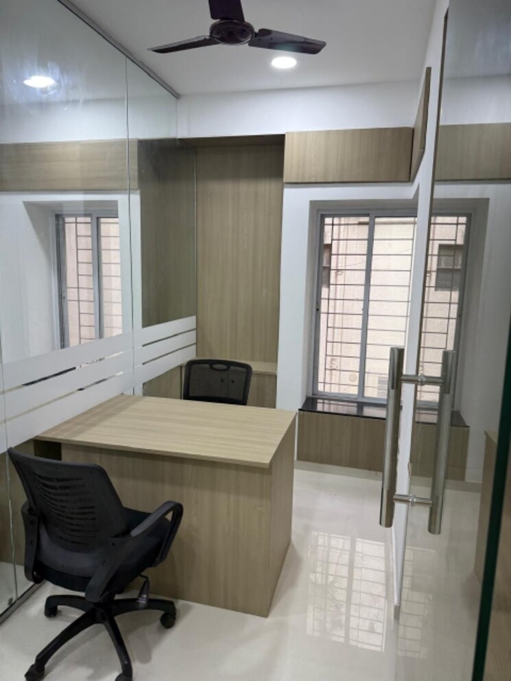 Team Area, navi peth Commercial Office Space 1350 Sq.Ft. In Navi Peth Pune 9384140