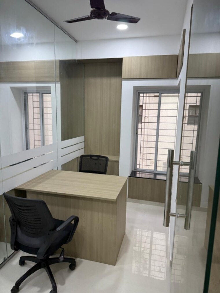 Team Area, navi peth Commercial Office Space 1350 Sq.Ft. In Navi Peth Pune 9384140