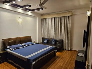 Bedroom in 1 BHK Apartment at Ansal Celebrity Suites, Sector 2 – for Rent