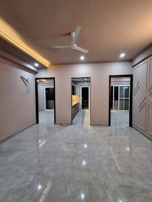 Room in 1 BHK Apartment at Ansal Celebrity Suites, Sector 2 – for Rent