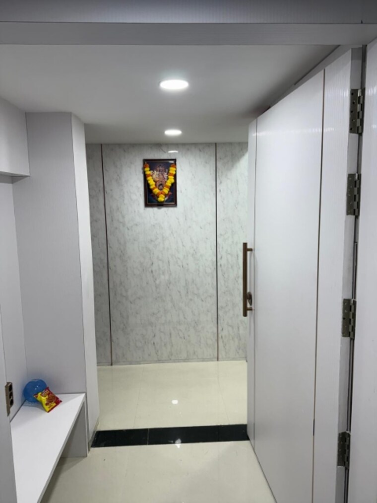 Entrance, navi peth Commercial Office Space 1350 Sq.Ft. In Navi Peth Pune 9384140