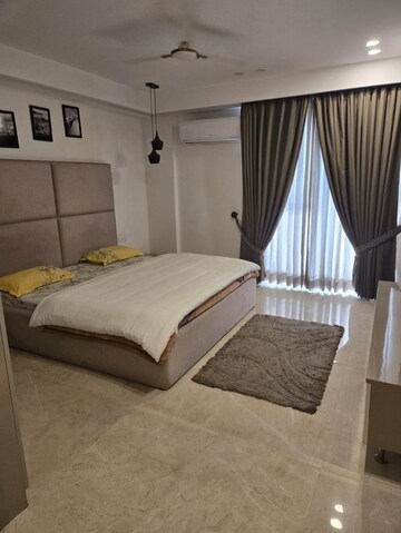 Bedroom in 1.5 BHK Apartment at Ansal Celebrity Suites, Sector 2 – for Rent