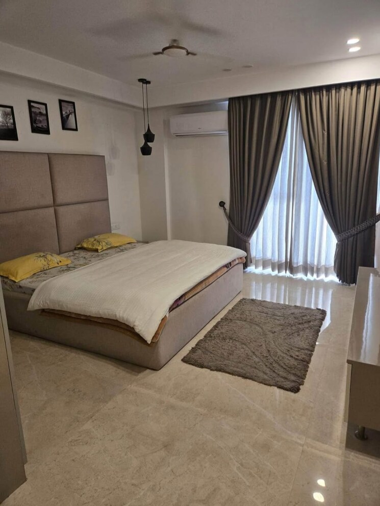 Bedroom, ansal-celebrity-suites 1.5 Bedroom 956 Sq.Ft. Apartment In Sector 2 Gurgaon 9384142