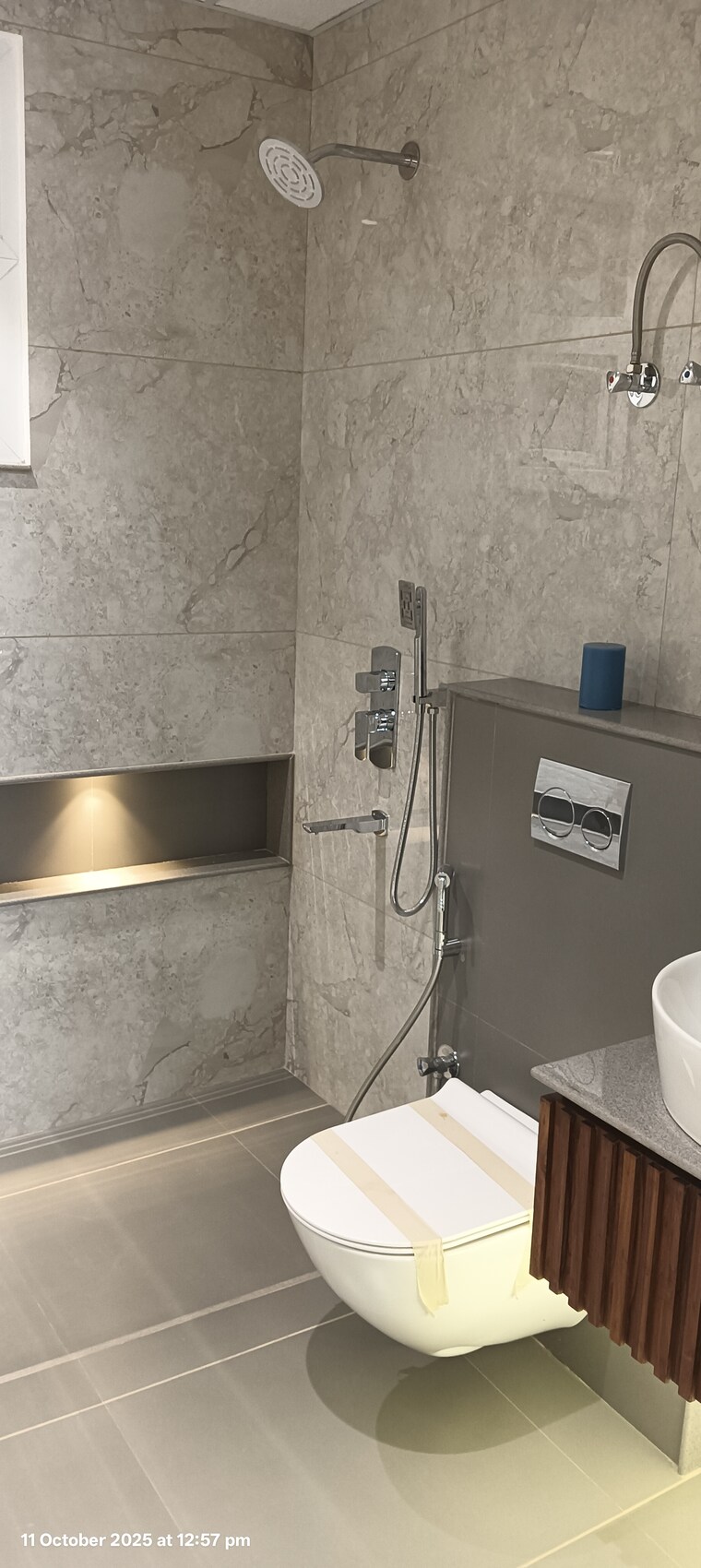 Bathroom, somsons-imperial-towers 3 Bedroom 1800 Sq.Ft. Apartment In Dhakoli Zirakpur 9384150