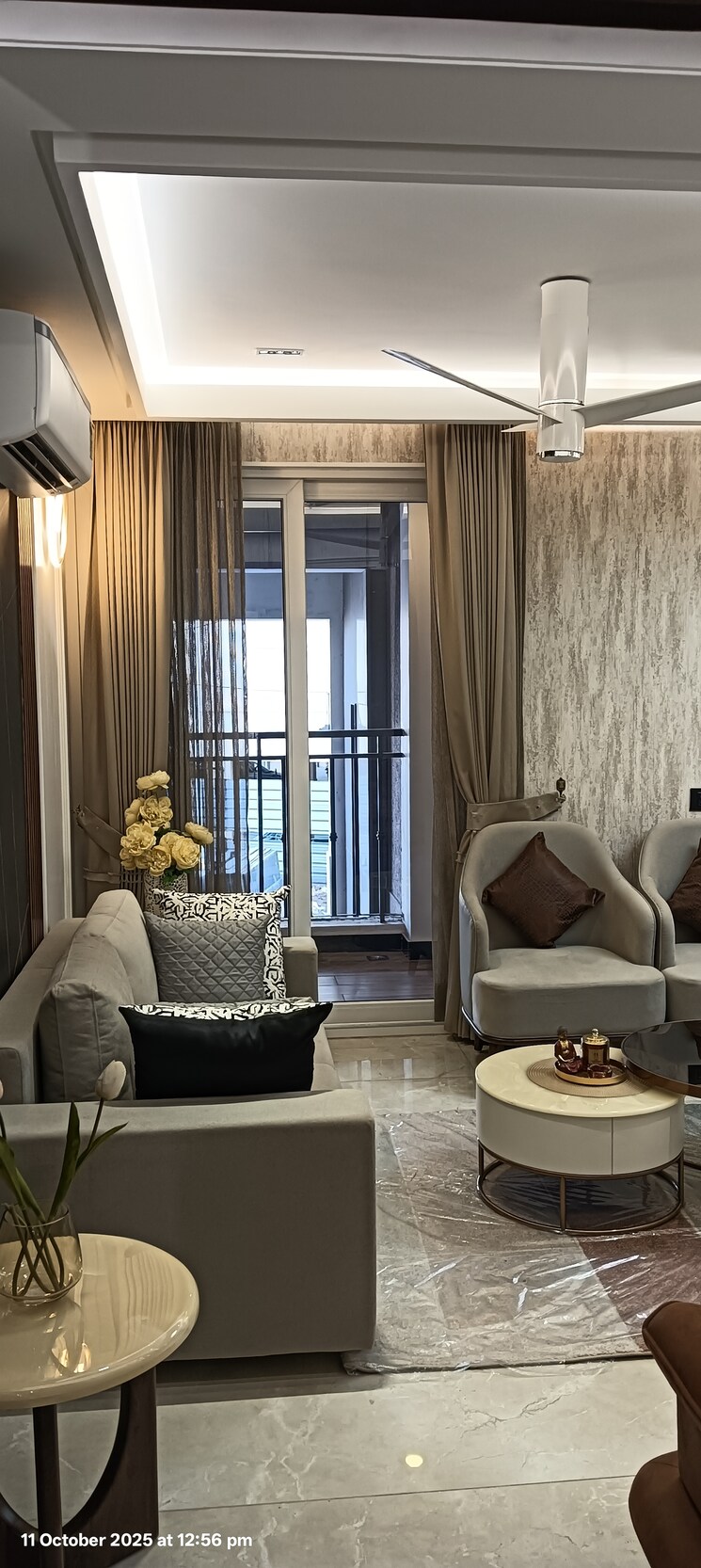 Living Room, somsons-imperial-towers 3 Bedroom 1800 Sq.Ft. Apartment In Dhakoli Zirakpur 9384150