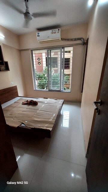 Bedroom in 1 BHK Apartment at Sindhi Society Chembur, Chembur – for Rent