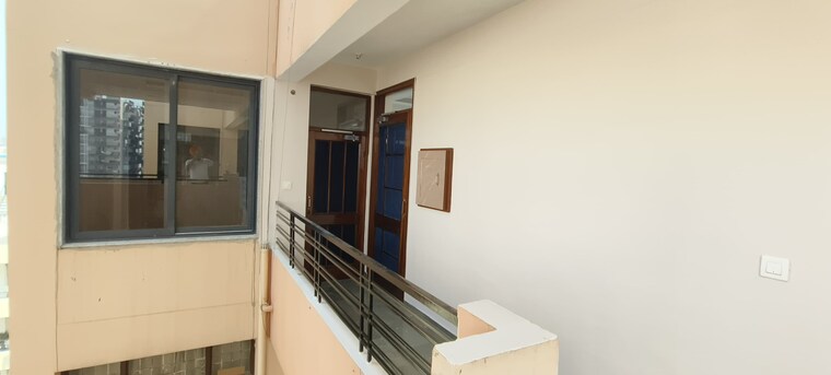 undefined, sector 20 3 Bedroom 1800 Sq.Ft. Apartment In Sector 20 Panchkula 9384156