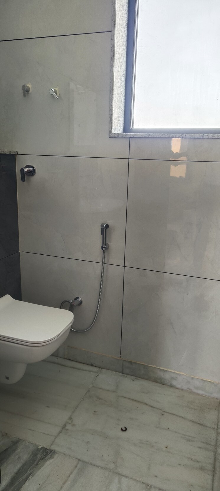 Bathroom, sector 20 3 Bedroom 1800 Sq.Ft. Apartment In Sector 20 Panchkula 9384156