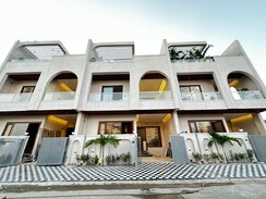 4 BHK + Pooja Room Villa For Sale in Mansarovar Extension