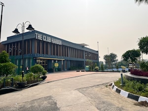  Plot – Exterior View View at Orris Greenbay Golf Village Plots, Sector 22d Yamuna Expressway - for Sale