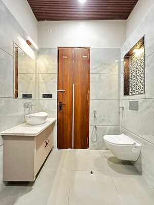 Bathroom in 4 BHK Villa at Mansarovar Extension – for Sale