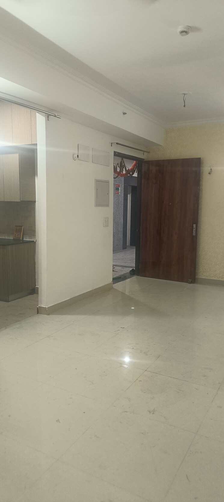 Room, amrapali-crystal-homes 3 Bedroom 1700 Sq.Ft. Apartment In Sector 76 Noida 9384173