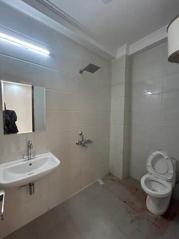 Bathroom in 1 BHK Builder Floor at Saket – for Rent