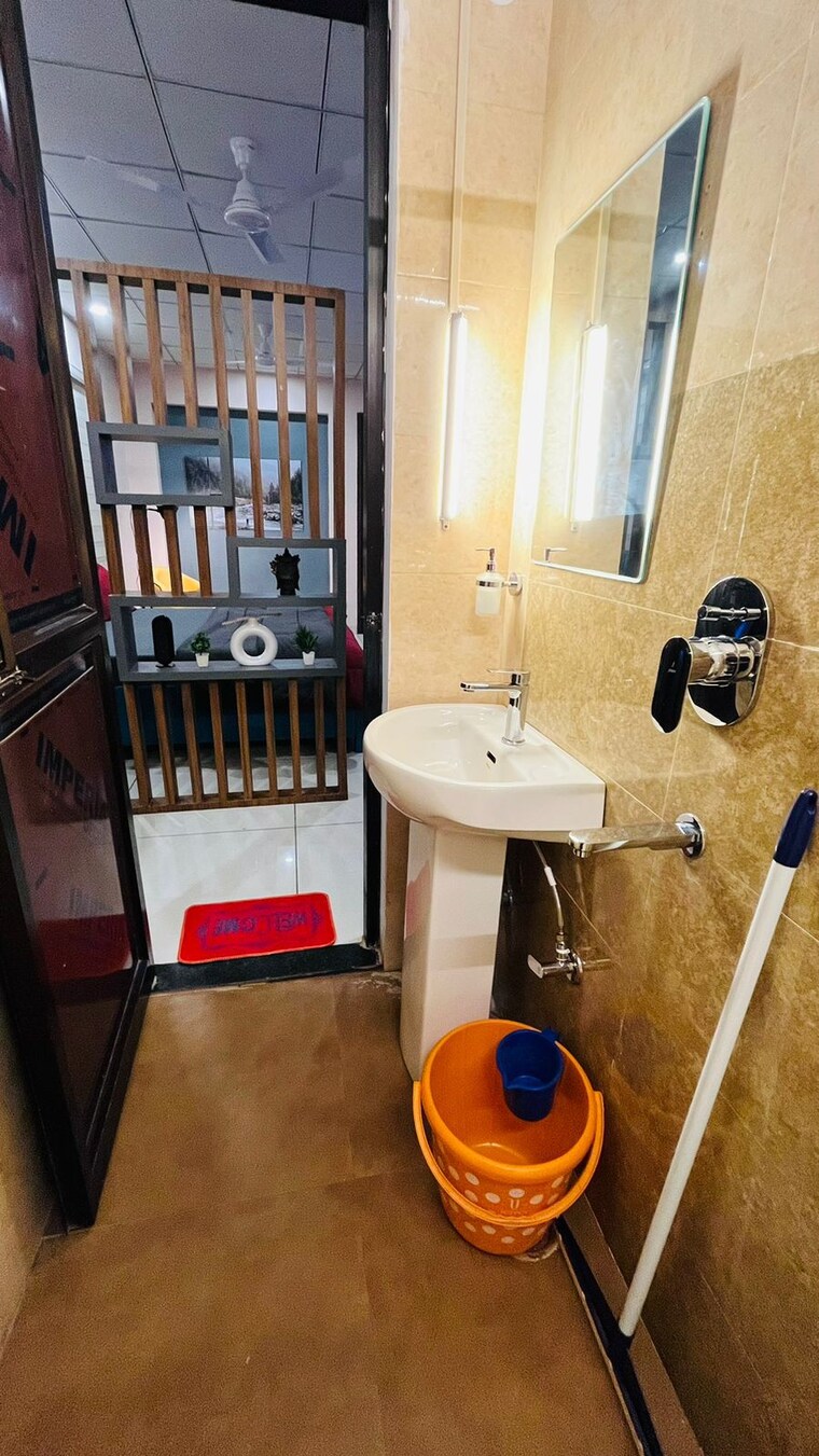 Team Area, crd-golden-castle 2 Bedroom 1250 Sq.Ft. Apartment In Patiala Road Zirakpur 9384179