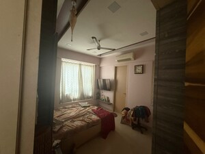 Room in 4 BHK Apartment at Neelam Senroofs, Nahur East – for Sale