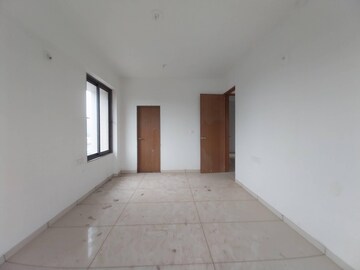 Room in 4 BHK Apartment at Bopal – for Sale