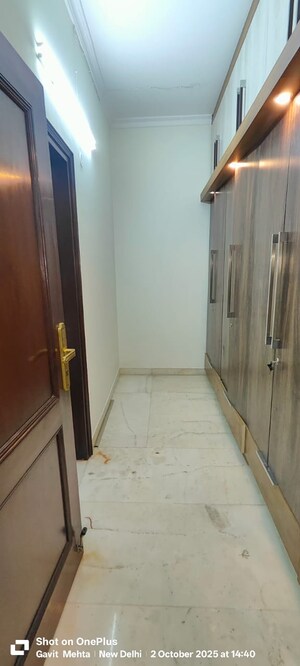 Building Lobby in 6 BHK Independent House at Sainik Farm – for Rent