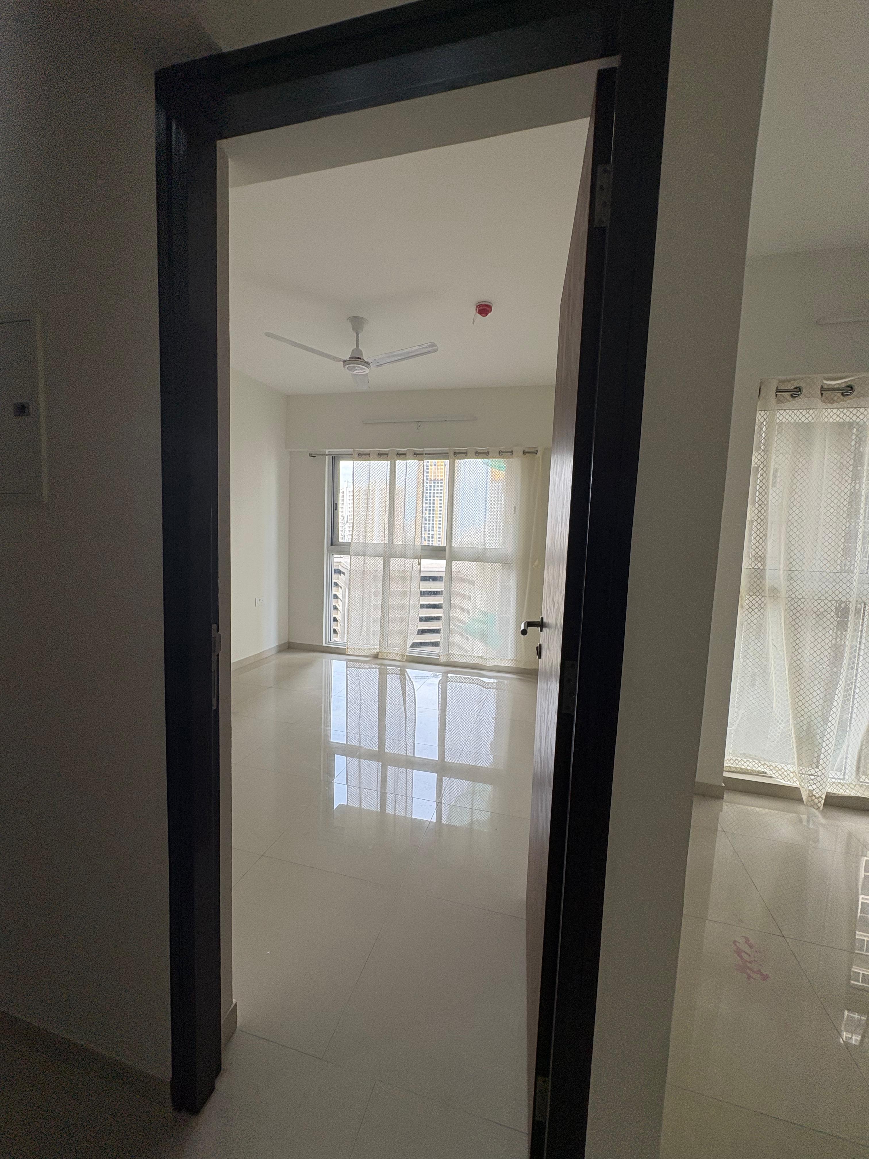 2 BHK Apartment For Rent in Lodha Amara