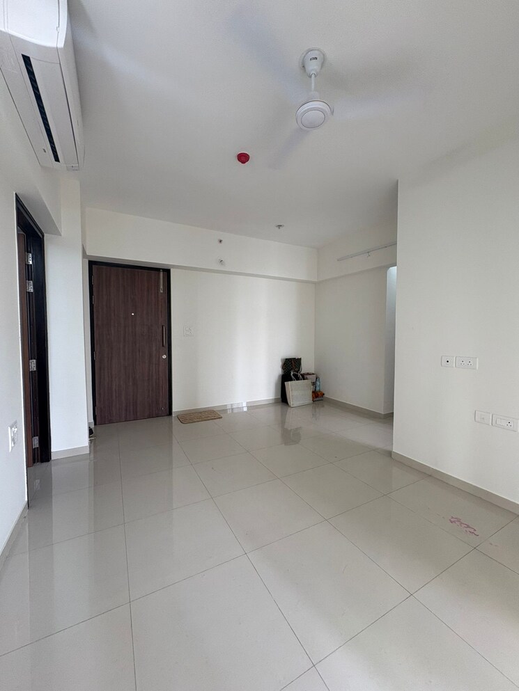 Bathroom, lodha-amara 2 Bedroom 618 Sq.Ft. Apartment In Kolshet Road Thane 9384199