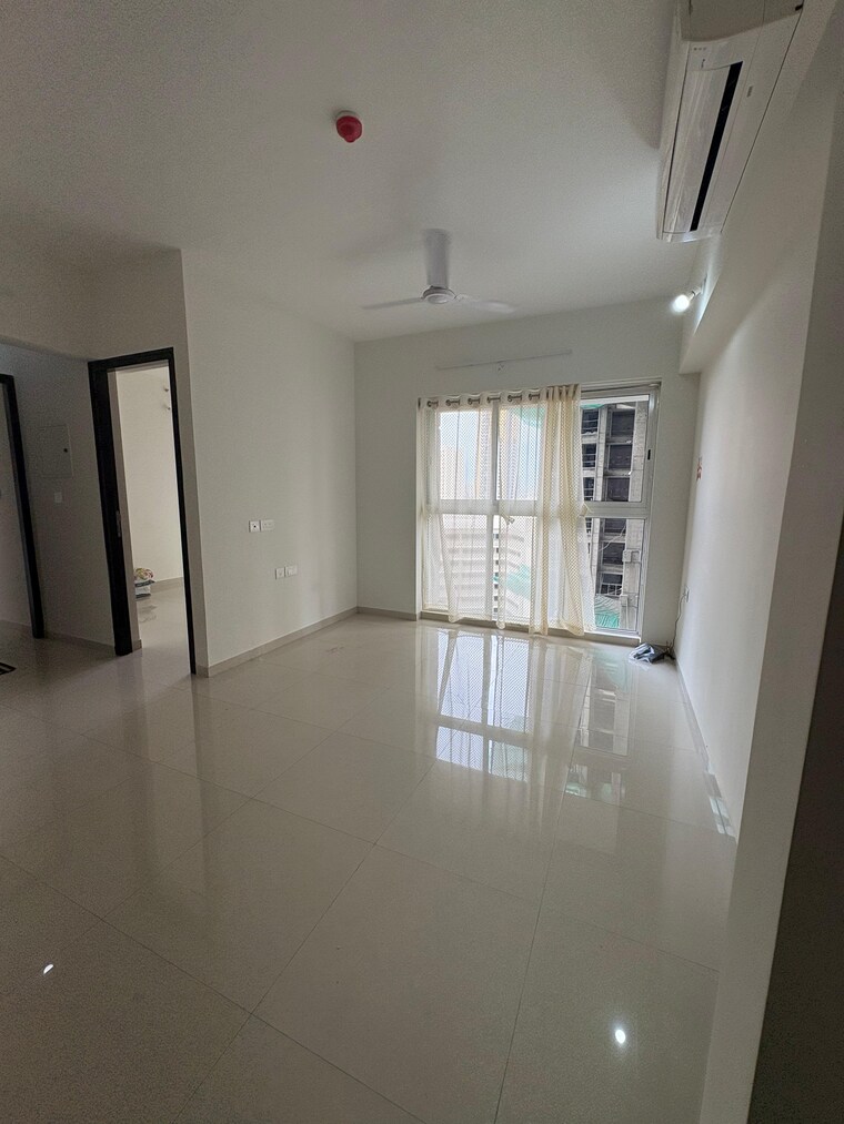 Room, lodha-amara 2 Bedroom 618 Sq.Ft. Apartment In Kolshet Road Thane 9384199