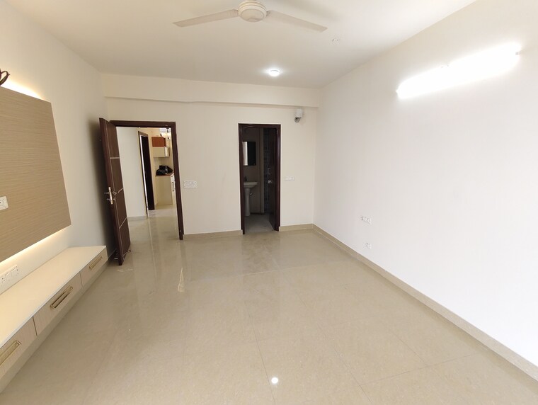 Room, sector 19b dwarka 3 Bedroom 1850 Sq.Ft. Apartment In Sector 19b Dwarka Delhi 9384221