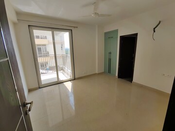 Room in 3 BHK Apartment at Sector 19b Dwarka – for Sale
