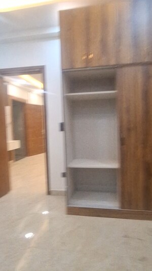 Room in 3 BHK Builder Floor at Fidato Honour Homes, Sector 89 – for Sale